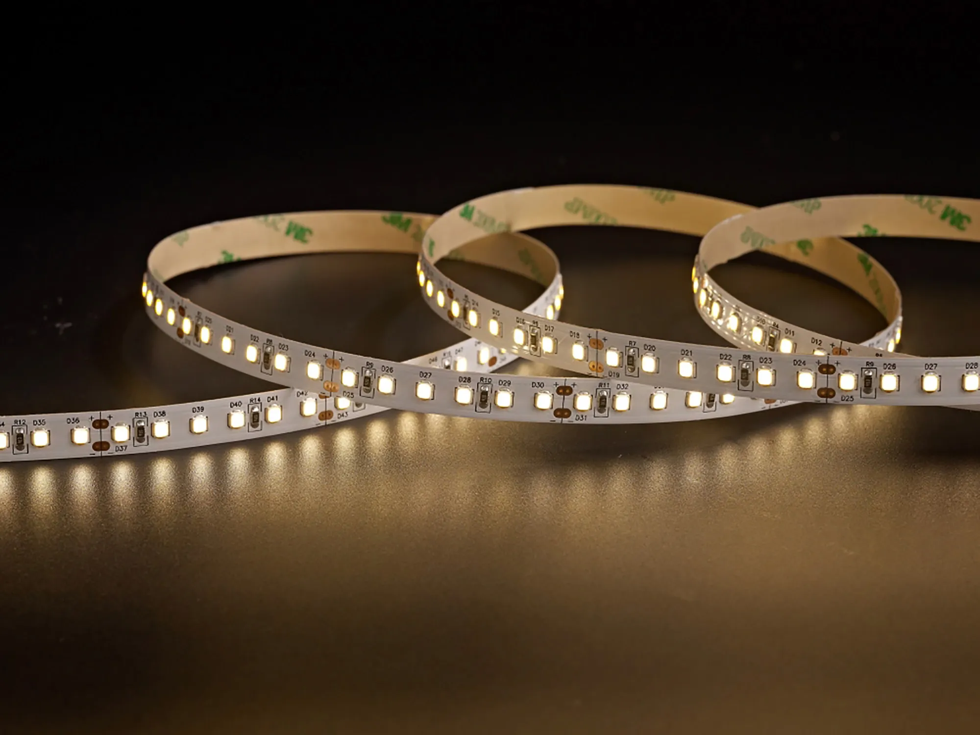 Axios Select 24V IP20 19.2W/m 2835 120LED/m Strip Lighting Dlux IP20 Strip